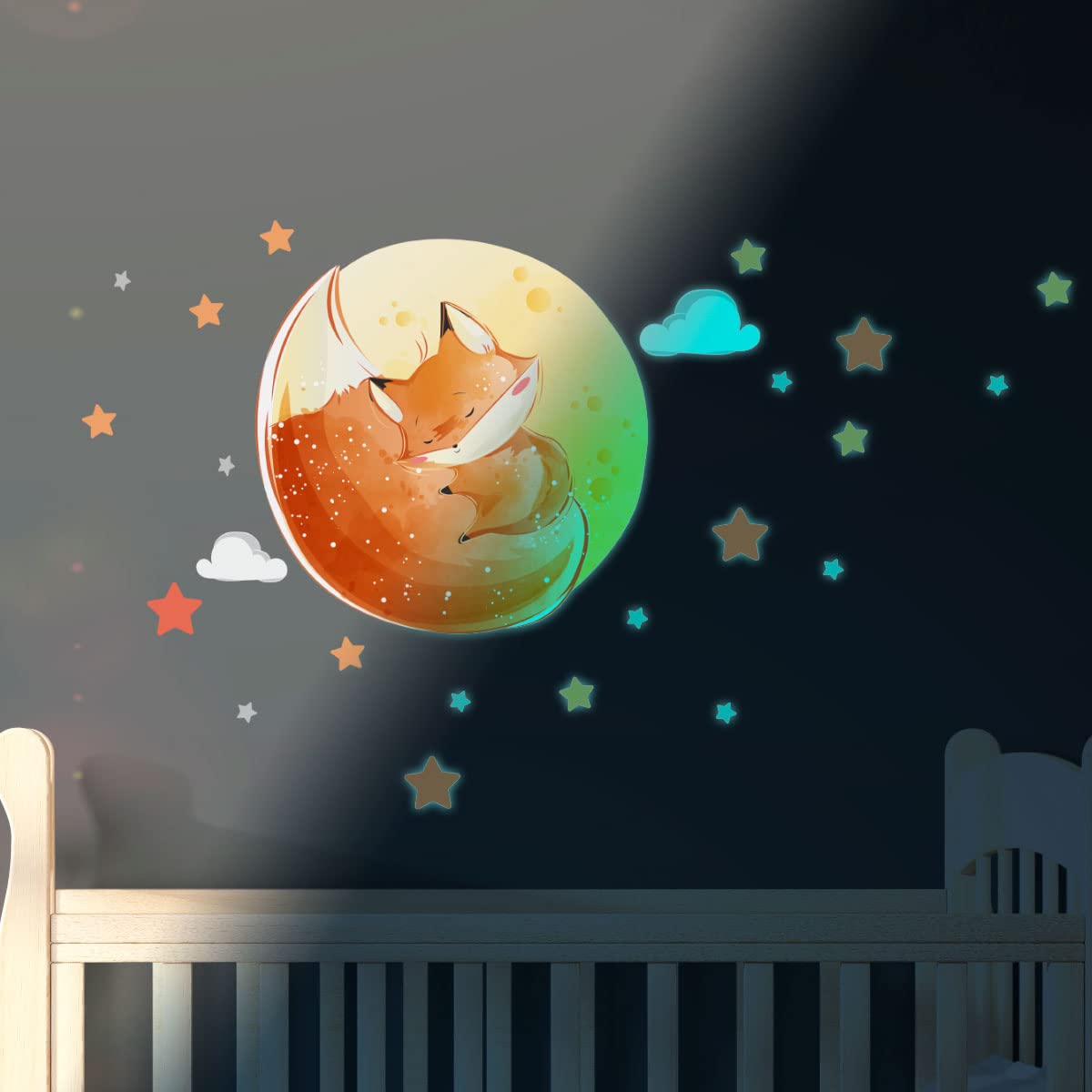 Glow-in-The-Dark Dreamer Fox Sticker - Fluorescent and Bright Sticker - Children's Wall Stickers - Glow in The Dark Sticker - Dreamer Fox and 50 Stars