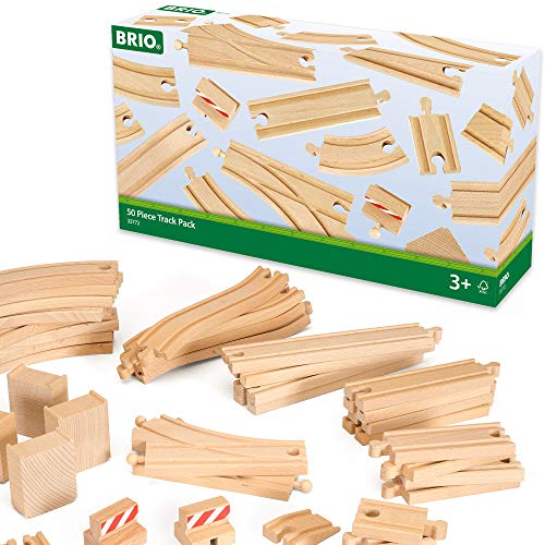 BRIO World 33772 Großes Schienensortiment 50 Teile - Schienen Set Eisenbahn - Kleinkindspielzeug empfohlen für Kinder ab 3 Jahren