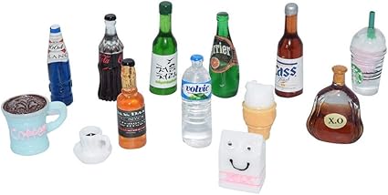 muñecas en botellas de vidrio