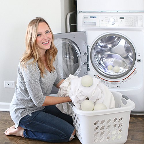 Becko 100% Imported New Zealand Eco-friendly Solid Wool Dryer Balls, Recyclable Natural Fabric Softener Agent, Anti-static & Anti-winding & Time-saving. Each package includes 6 balls