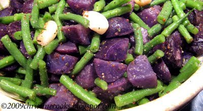 Simply Seed - 15 Piece - Purple Peruvian Potato Seed - Non GMO - Organic Grown - Order Now for Spring Planting