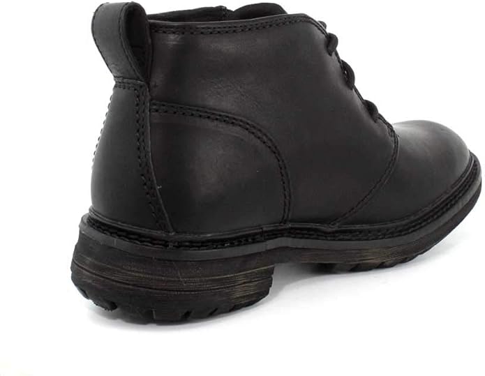 men's logan bay chukka boots