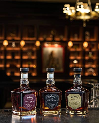 Jack Daniel‘s Single Barrel Select - Tennessee Whiskey - Ein hochwertiges Geschenk - Süße Vanille, schwere Eiche und dunkle Kirschen - 0.7L/ 45% Vol. – Bild 7