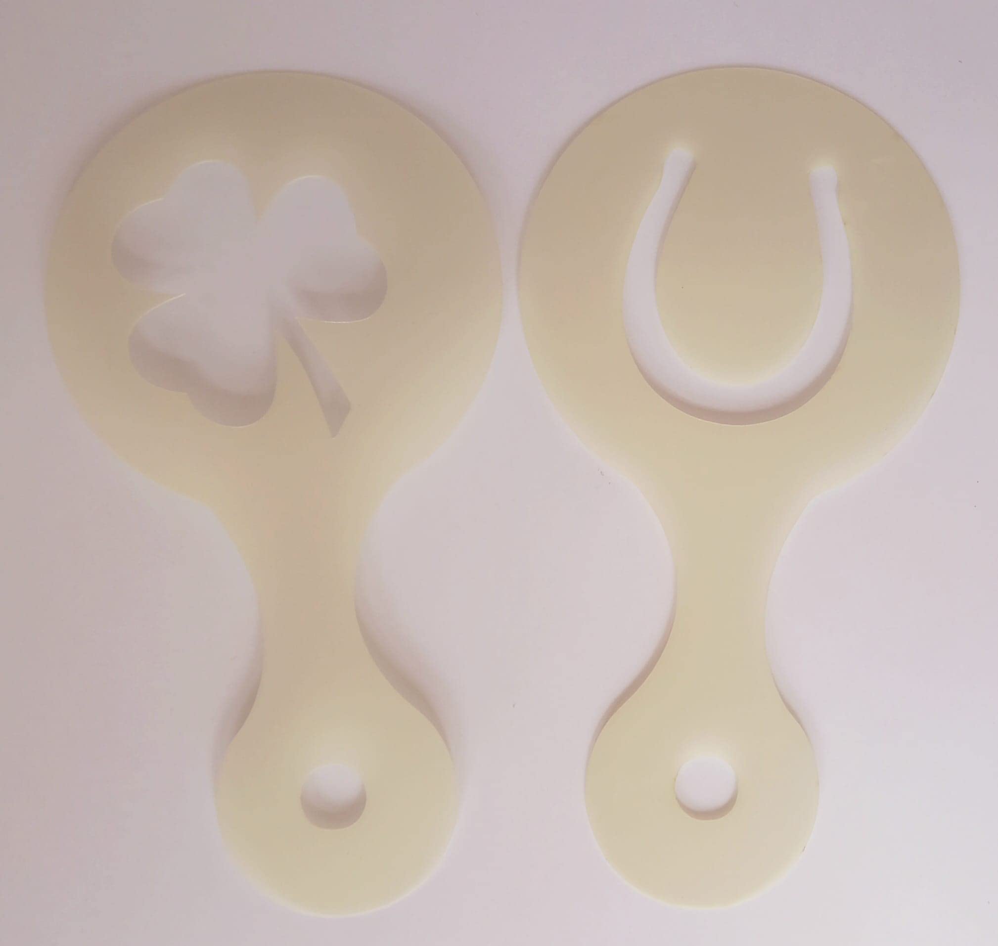 horseshoe & shamrock coffee cup/cappuccino stencils reusable present gift fundraising showjumping racing dressage St. Patrick's Day