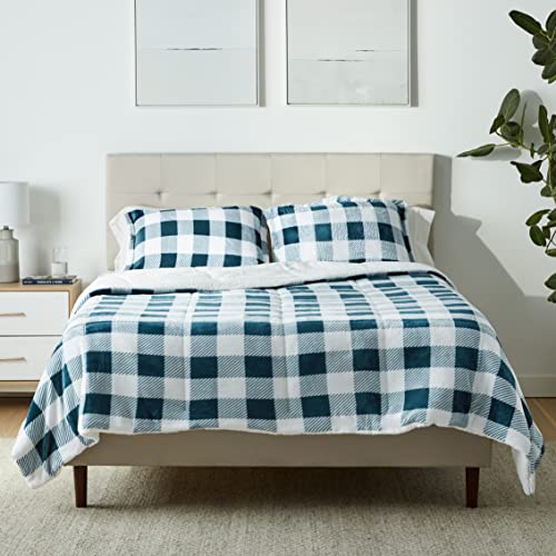 Amazon Basics Ultra-Soft Micromink Sherpa 3-Piece