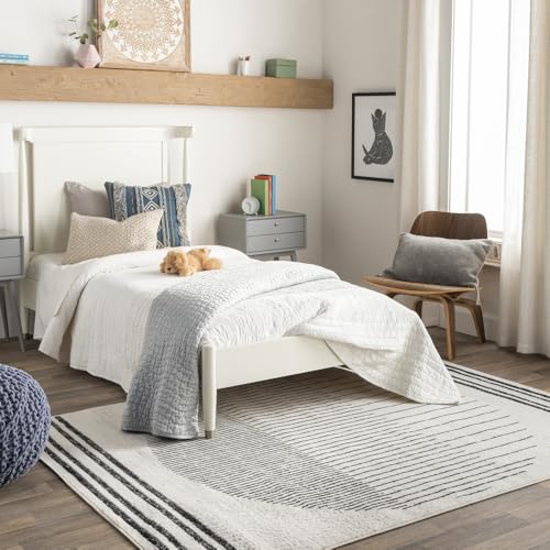 Livabliss Penrod Modern Geometric Area Rug,9’2″ x 12′,Black/Ivory