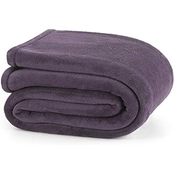 Amazon.com: Martex Plush Blanket, King, Black Plum: Home ...
