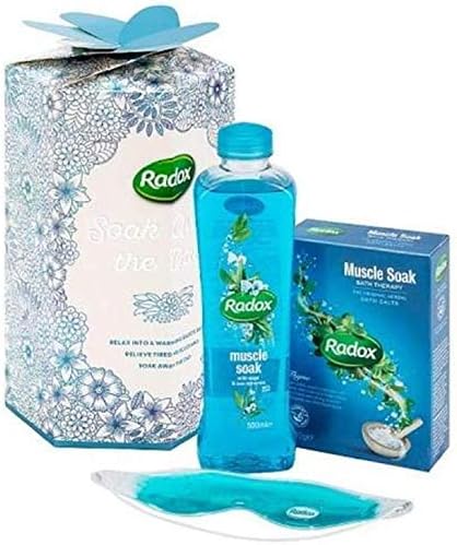 Radox Muscle Soak Relaxing bath Gift Set including Herbal Bath Salts, Cooling Eyemask and Soothing Bubble bath