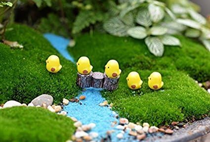 Miniature Fairy Garden Chicken &amp; Tree Stump Bridge Ornament Kit - Hand Painted Figurine Statues Accessories - Set of 11pcs for Home Outdoor Lawn Decor