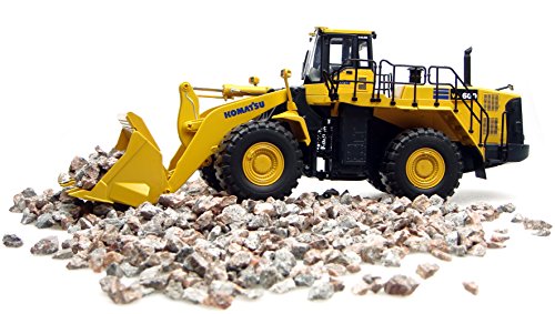 Universal Hobbies Komatsu Wa 600 Wheeled Loader