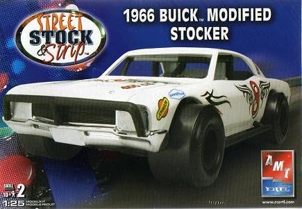 AMT 1966 Buick Modified Stocker Model Car