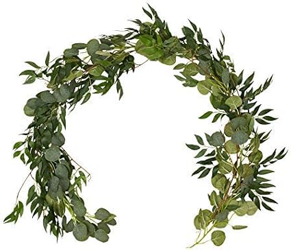 Amazon 人工ユーカリ柳ガーランド ファックスグリーンガーランド テーブルランナー キッチン アウトドア ホームインテリア 壁つる 装飾 人工植物 の背景 人工植物の背景 グリーンセンターピース 室内吊り葉 テーブルランナー オンライン通販