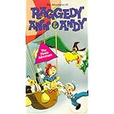 The Adventures of Raggedy Ann &amp; Andy: Pirate Adventure [VHS]
