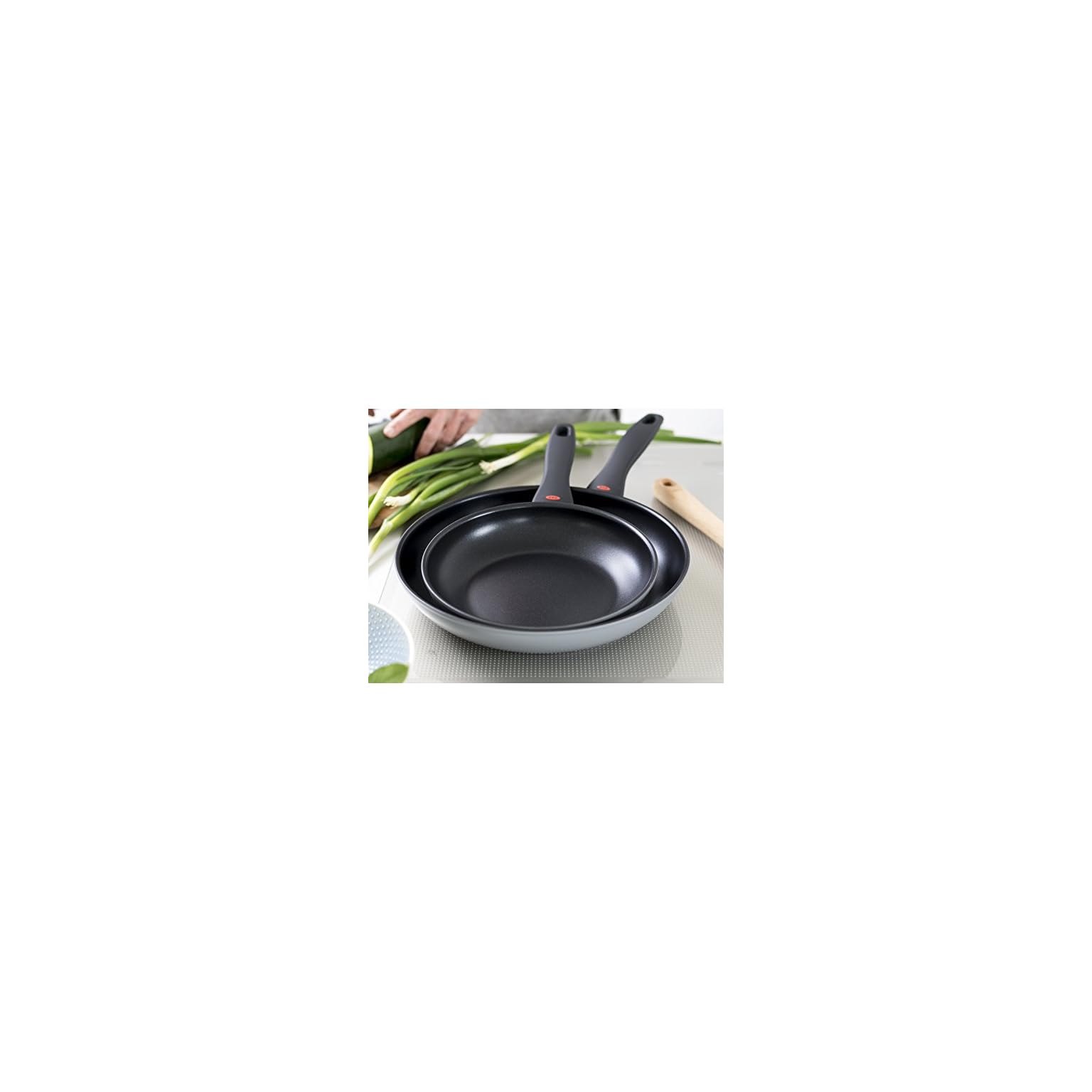 OXO Frying Pan, Non Stick Pan with Soft Touch Handle Induction & Oven