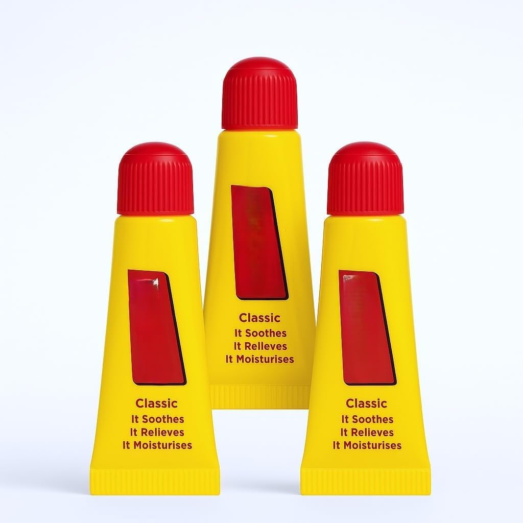 MM Carmex Classic Moisturising Lip Balm Tube 10g (Pack of 3) – Soothes Dry & Chapped Lips, Hydrating Lip Care, Long-Lasting Protection, Travel-Friendly Lip Balm