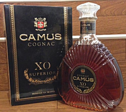 Amazon Co Jp カミュ ｘｏ スペリオール 700ml 10年 古酒 40度 スーペリア 食品 飲料 お酒
