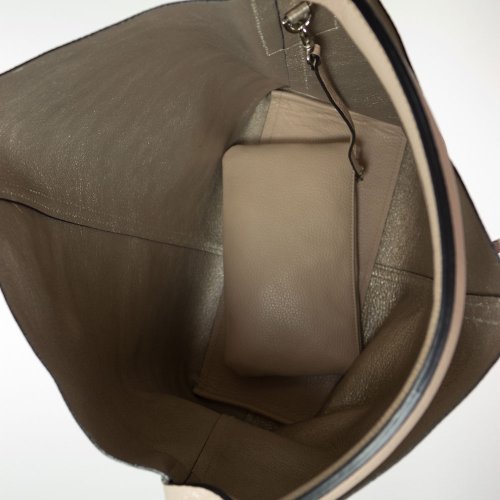 Gianni Chiarini Italian Made Taupe Pebbled Leather Oversize Slouchy Hobo Bag