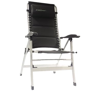 beach table and chairs