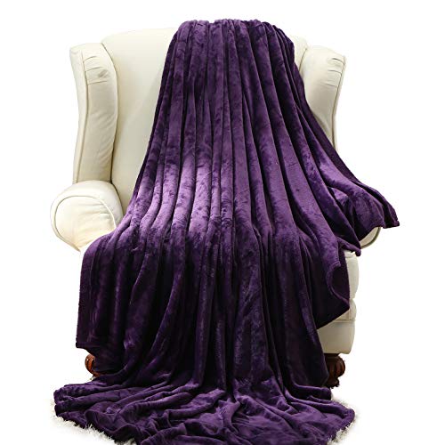 Moonen Flannel Throw and Blanket Luxurious King Size Purle Lightweight Plush Microfiber Fleece Comfy All Season Super Soft Cozy Blanket for Bed Couch and Gift Blankets (Purple, W90 x L108)