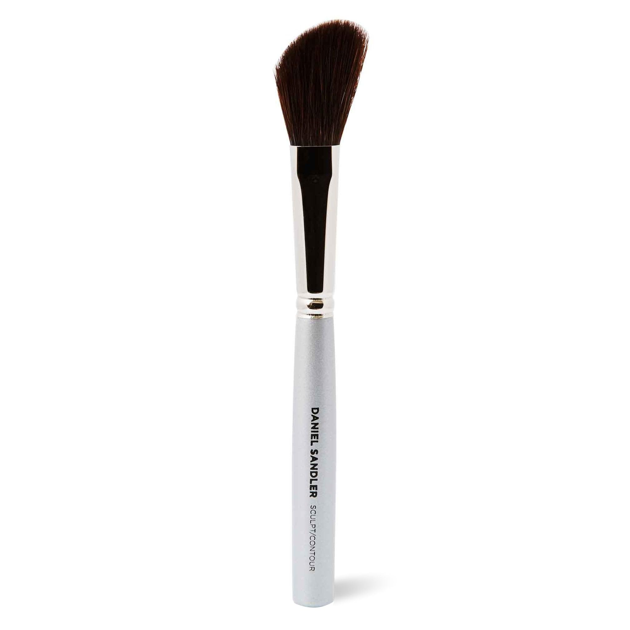Daniel Sandler SCULPT AND CONTOUR BRUSH – Cruelty-Free Makeup Brush with Angled Design for Sculpting, Highlight and Contouring - Super Soft Synthetic Bristles, Handbag-Sized