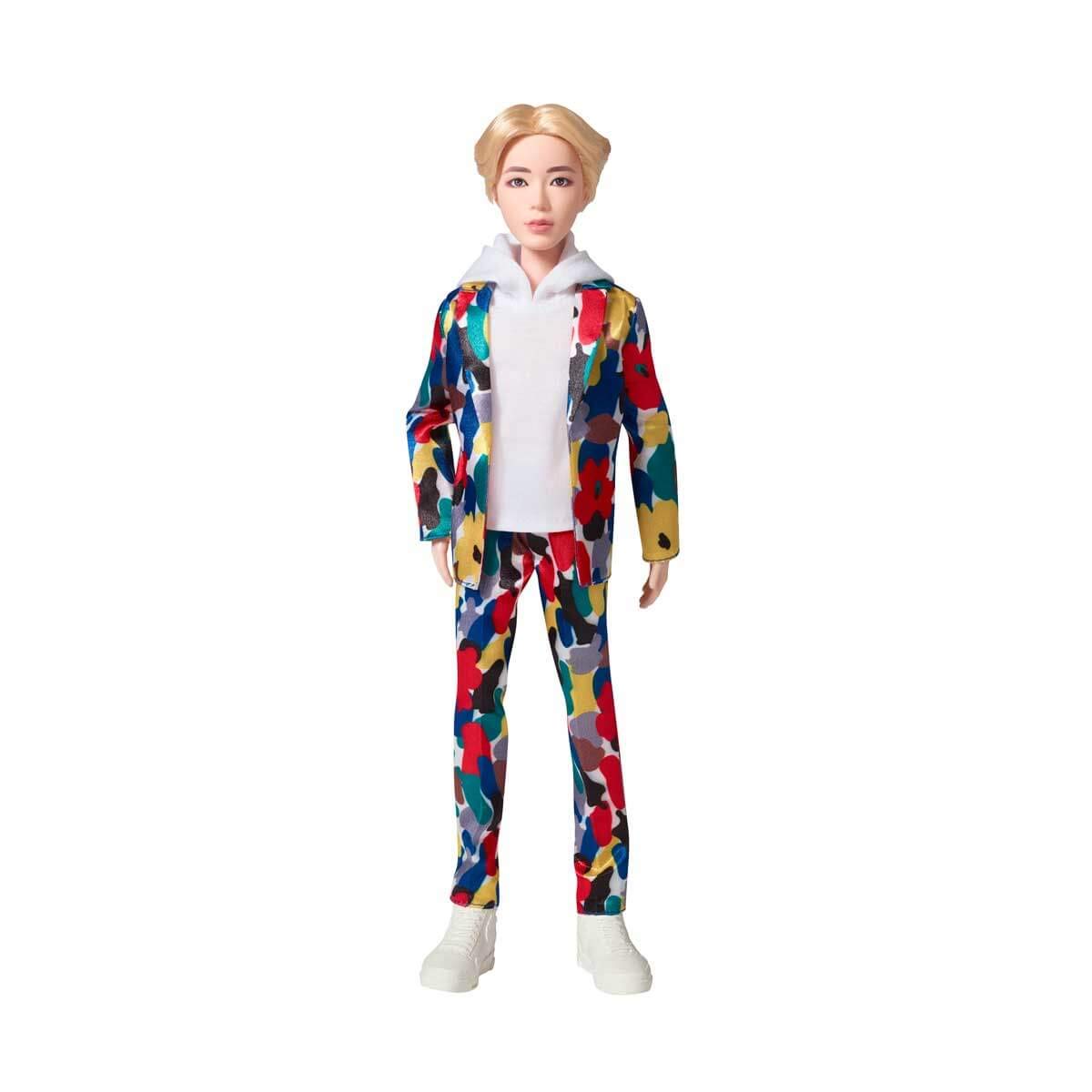 Mattel BTS Jin Fashion Doll de 11 pulgadas, basado en Bangtan Boys Global Boy Band, figura altamente articulada, juguete para niños y niñas de 6 años en adelante.