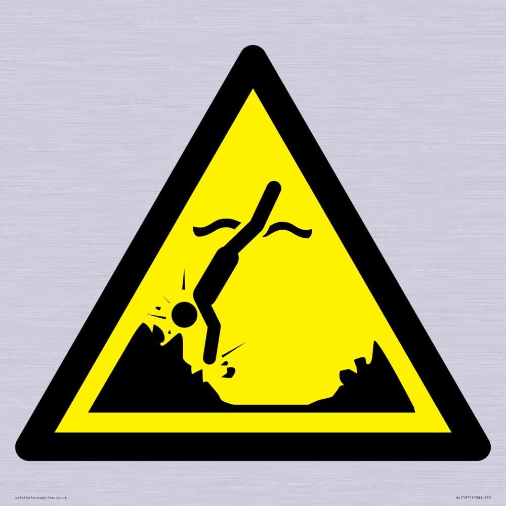 W049 Warning: Submerged objects Sign - 300x300mm - S30