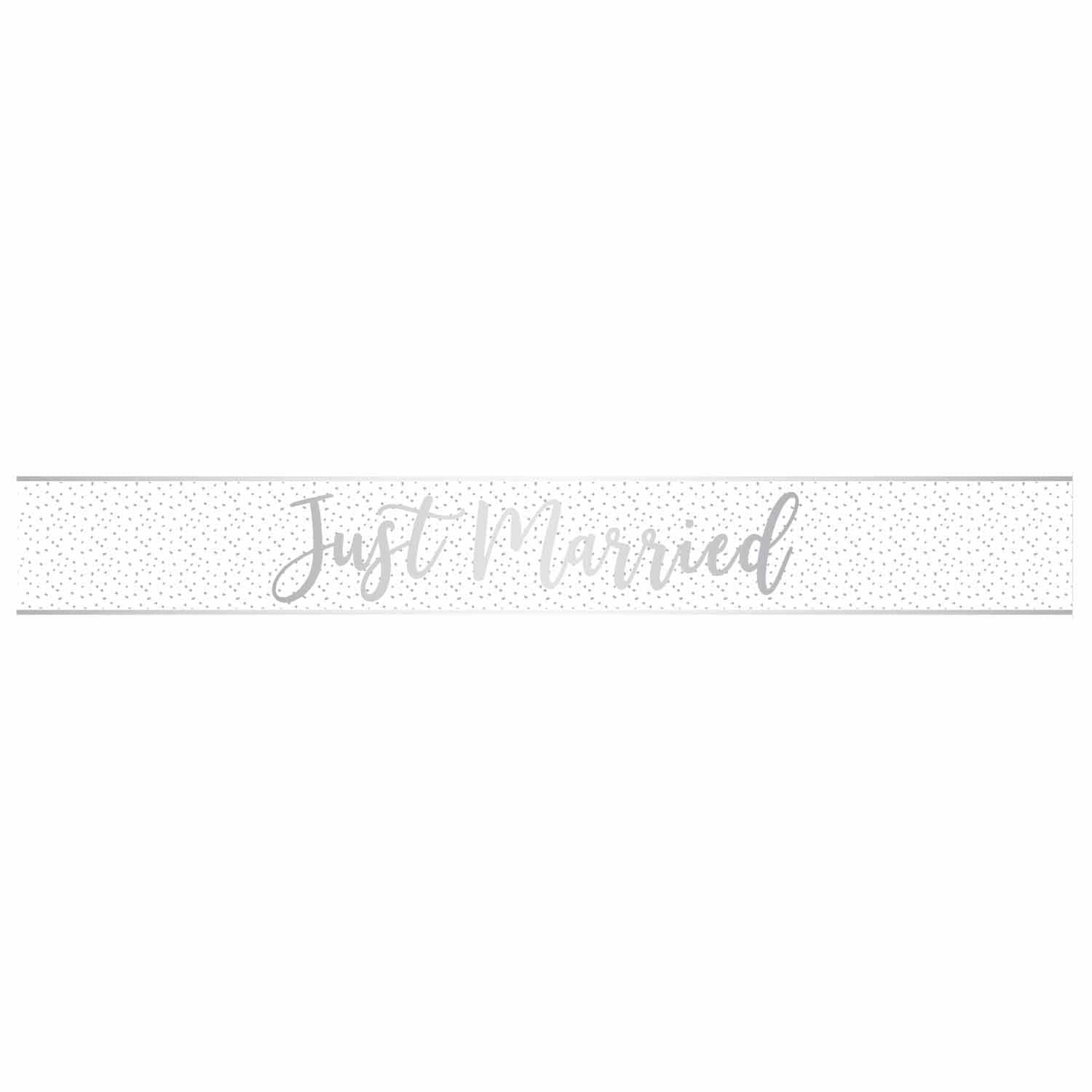 amscan 9912137 JUST MARRIED BANNER