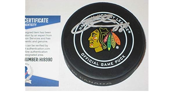 patrick kane signed puck