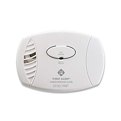 First Alert Carbon Monoxide Detector, Plug-In Alarm