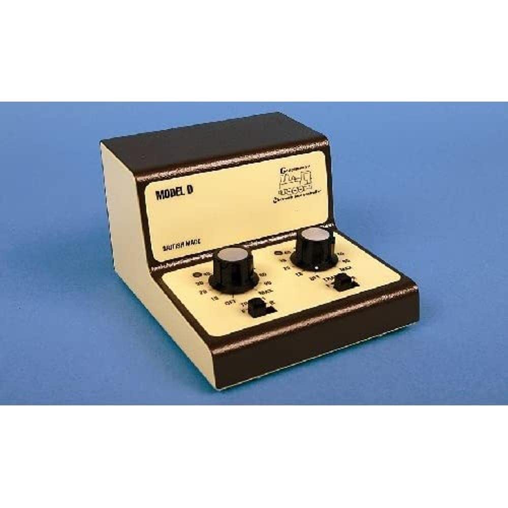 Gaugemaster GMC-D Twin Track Cased Controller