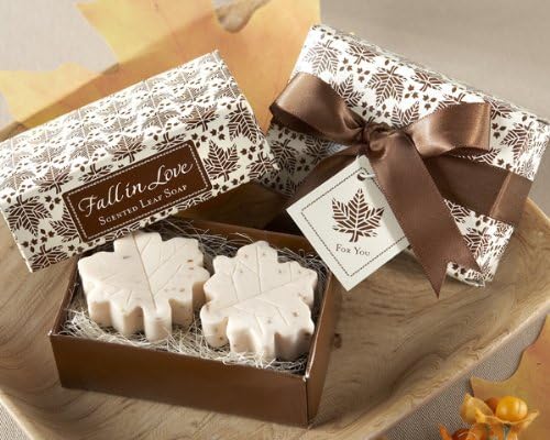 "Fall in Love" Scented Leaf-Shaped Soaps