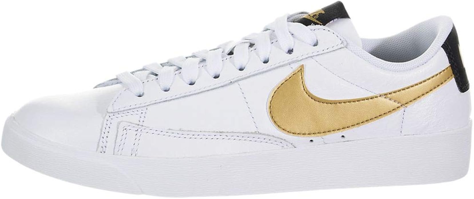 blazer low le basketball shoe