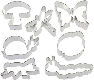 Insect Cookie Cutters 7 Pc Set HS0439-3.5 in Dragonfly, 4.25 in Caterpillar, 3 in Ladybug, 4.5 in Butterfly, 3.5 in Grasshopper, 4.25 in Snail, 3.25 in Mushroom, Recipe - Foose Cookie Cutters - USA