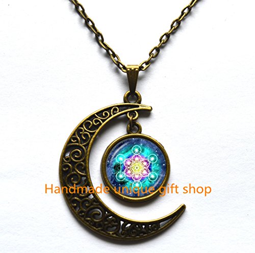 Moon Necklace, Crescent Moon Necklace, Dainty Necklace,Metatron's Cube Necklace, Metatron's Cube pendant, Sacred Geometry necklace, Gift Idea for Her, for Him