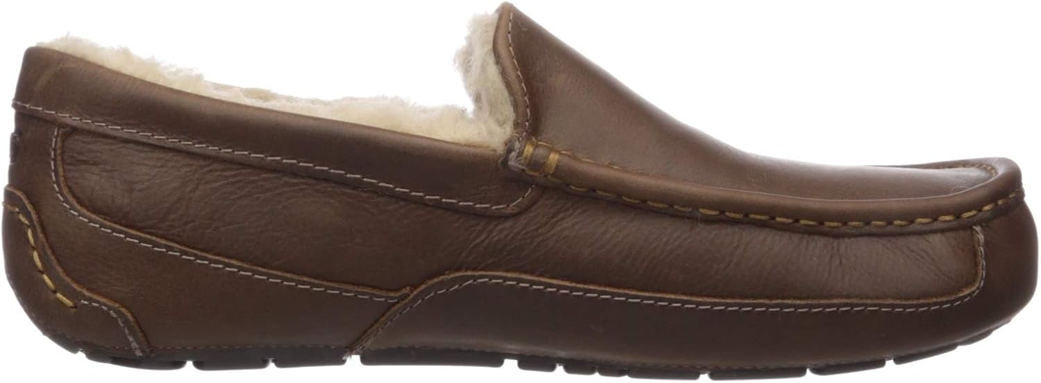  | UGG Men's Ascot Slipper | Slippers