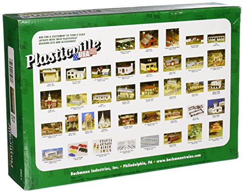 Bachmann Trains Trailer Park - 3 Trailers and Flag Pole with Flag