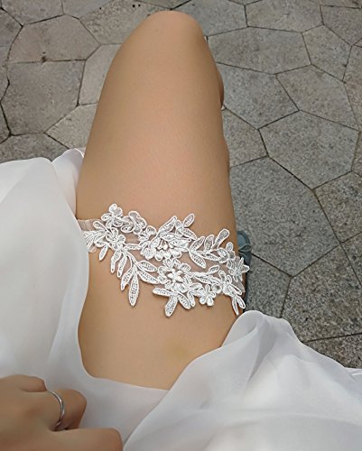 Wedding garters for bride and bridesmaid bridal garter lace (ivory)