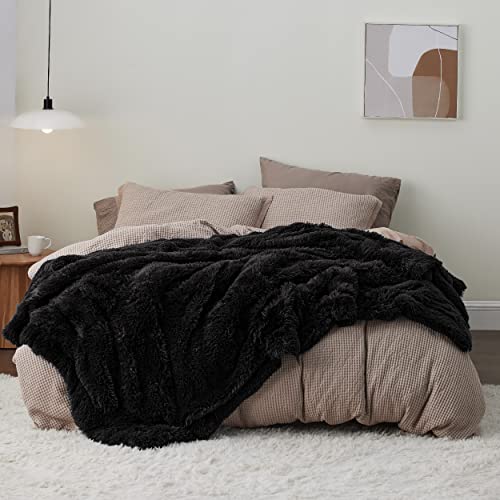 Bedsure Faux Fur Blankets Queen Size Black Fuzzy, Fluffy, and Shaggy