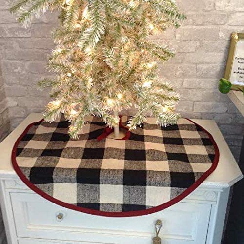 Buffalo Check Tree Skirt, checkered tree skirt, black and