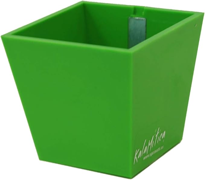 Magnetischer Topf für Wandaufbewahrung - Wanddeko, Form Pyramide, Farbe