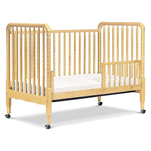 DaVinci Jenny Lind 3in1 Convertible Crib in Natural, Removable Wheels