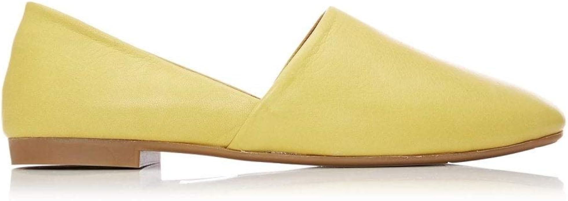 moda in pelle yellow shoes
