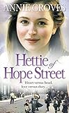 Paperback Hettie of Hope Street Book