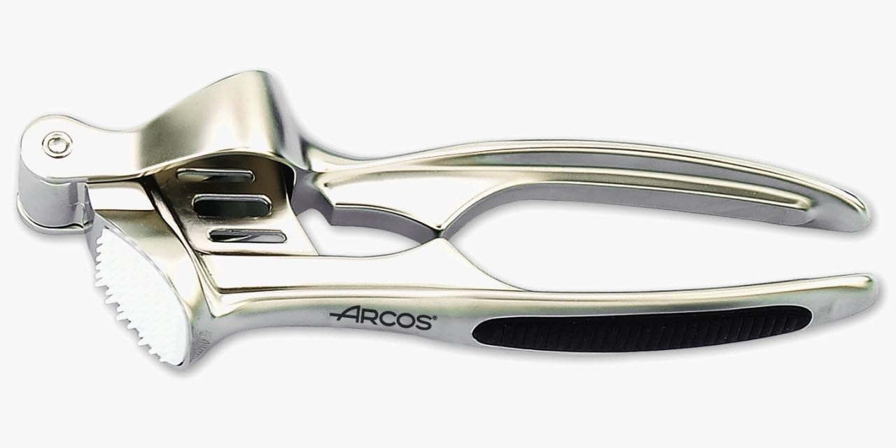 Arcos Accessories - Garlic Press - Size 6" - Zinc Alloy Chromed Silver Color