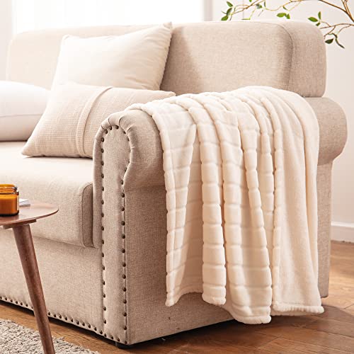 Bertte Throw Blanket 330 GSM Soft Plush Fuzzy Warm Fluffy Blanket