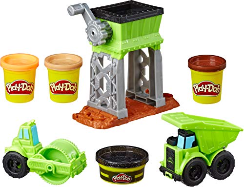 Play-Doh Wheels Gravel Yard Construction Toy with Non-Toxic Pavement Buildin' Compound Plus 3 Additional Colors