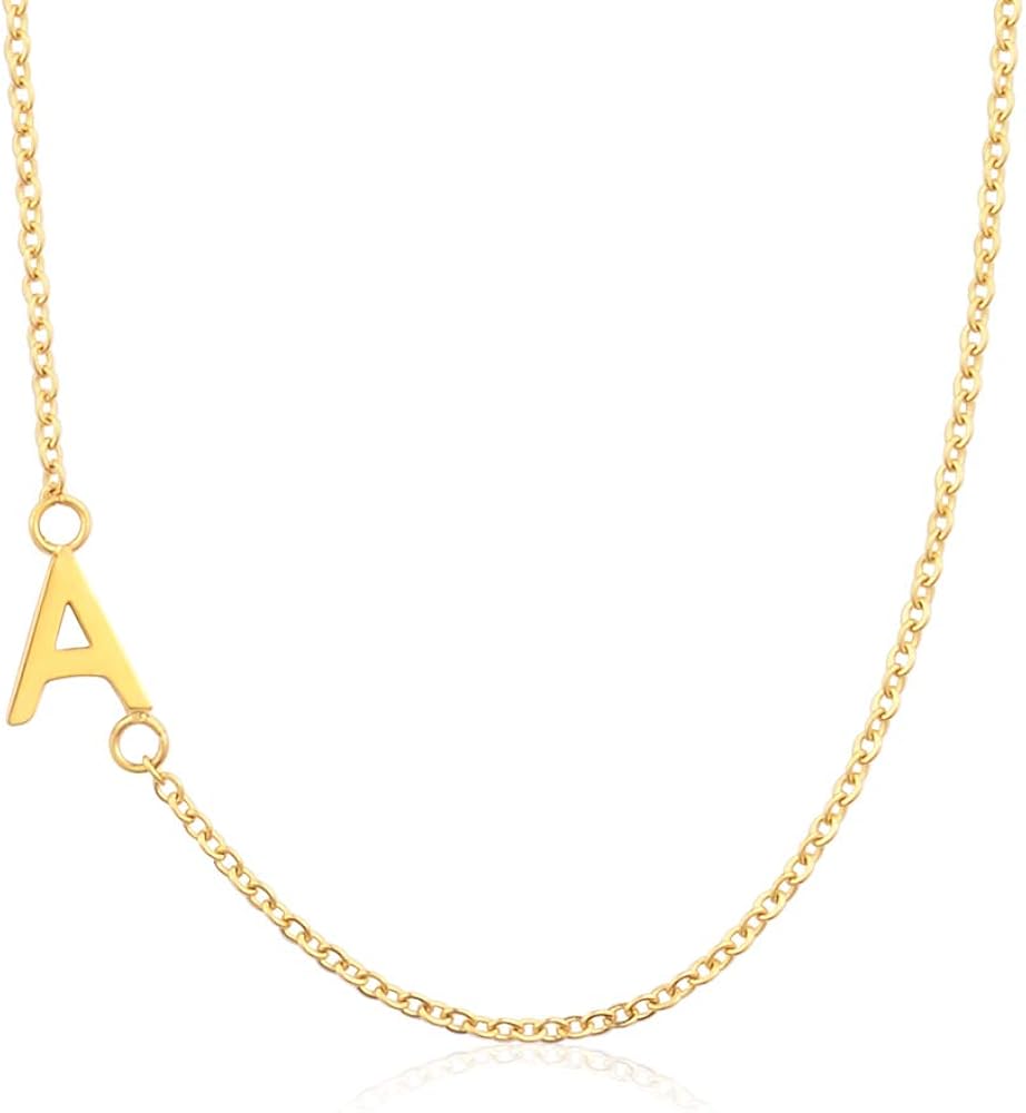 necklace with boyfriend's name on it