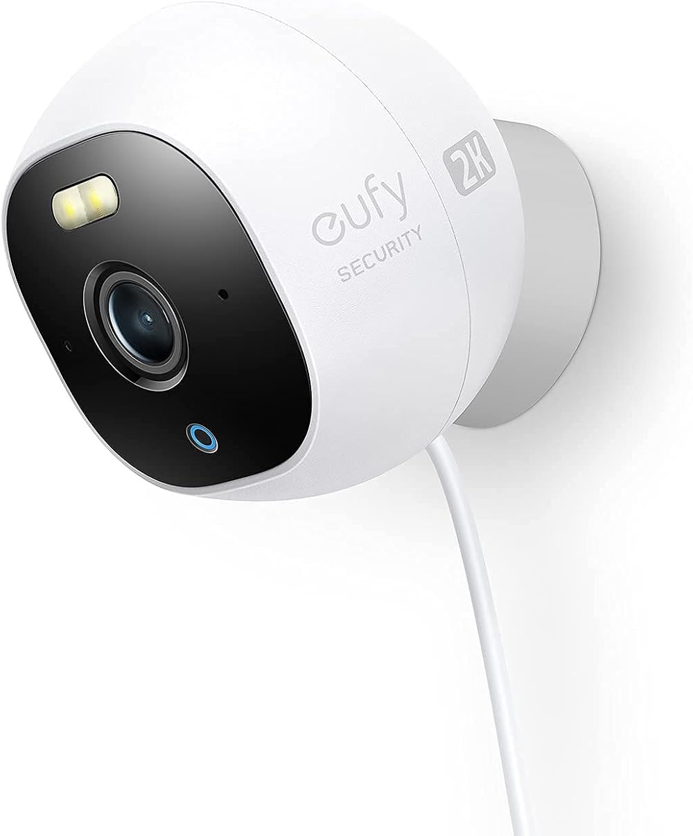 eufy Security Solo OutdoorCam E220 C24 2K Spotlight IP67 Wired Camera