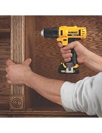 DEWALT   Juego de taladro, atornillador y atornillador de impacto eléctrico DCK211S2 de 12 V