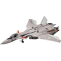 ハセガワ VF-11B Super Thunderbolt [Macross PLUS] 1/72 Scale